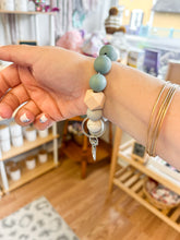 Load image into Gallery viewer, Beaded Keychain Wristlet - no tassel