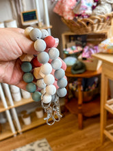 Load image into Gallery viewer, Beaded Keychain Wristlet - no tassel