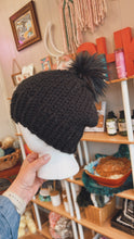 Load image into Gallery viewer, Chunky Beanie - Black