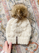 Load image into Gallery viewer, Chunky Daisy Beanie - Cream