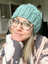 Load image into Gallery viewer, Chunky Daisy Beanie - Succulent