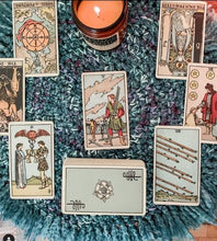 Load image into Gallery viewer, Tarot Readings