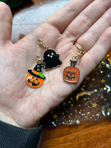 Stitch Markers - Halloween Ghost (gold)