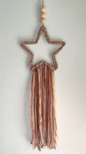 Load image into Gallery viewer, Wall Hanging - Shooting Star (mauve)
