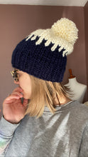 Load image into Gallery viewer, Chunky Beanie - Blue Drip

